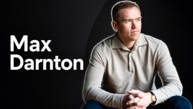 Max Darnton