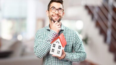 Should You Invest in a Flat or a House?